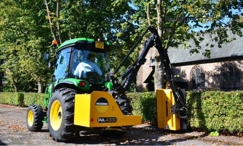 McConnel 30 Series Hedgecutter