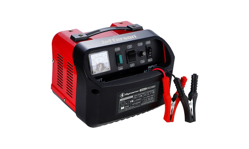 Dynamo 30A Battery Charger
