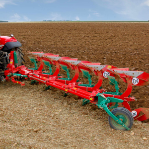 Kverneland ES Mounted Reversible Plough